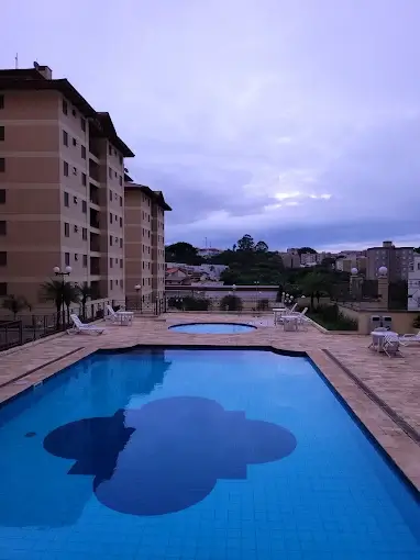 Vista da piscina do condomínio Solar de Santana