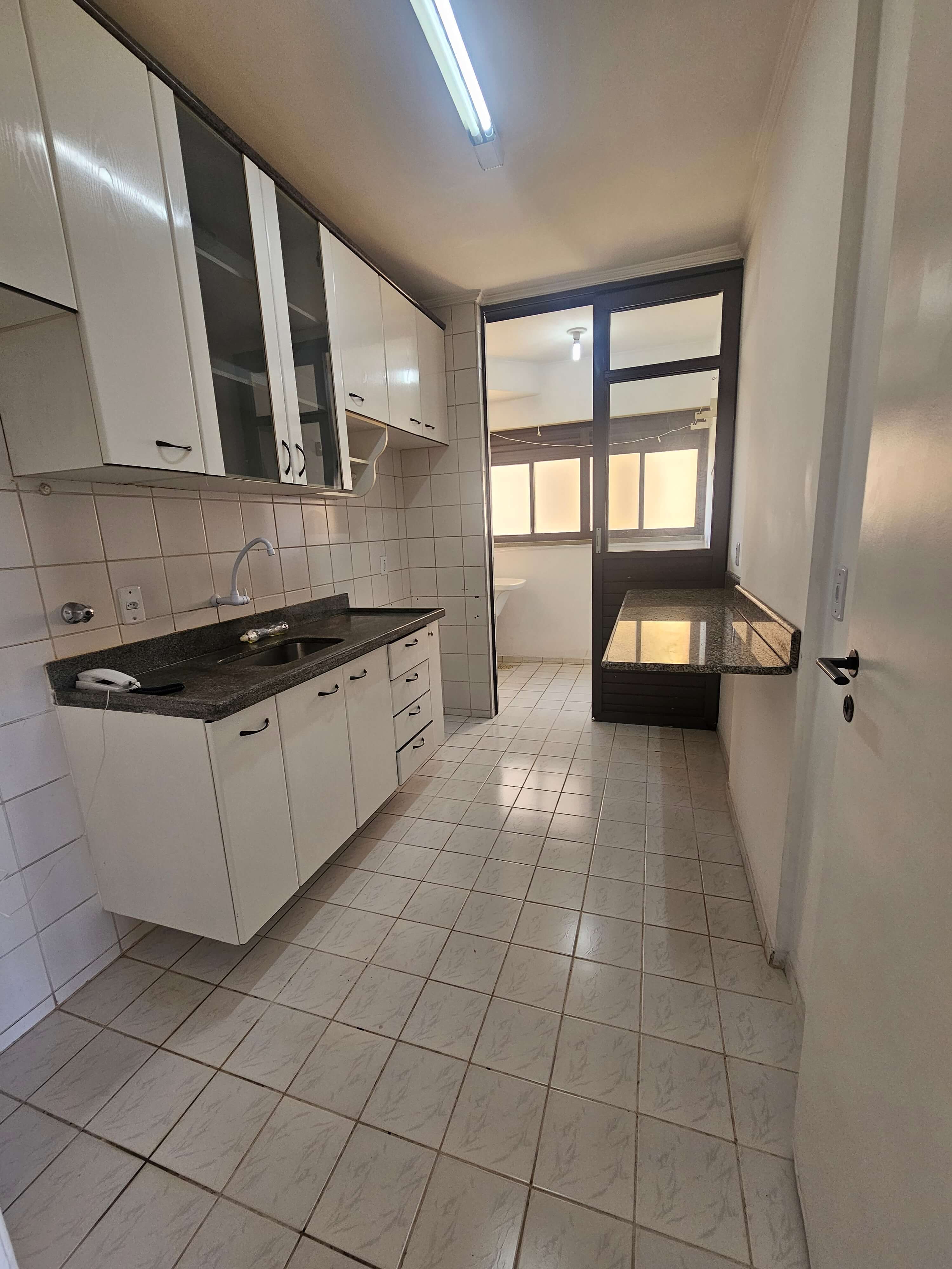 Suíte do apartamento à venda